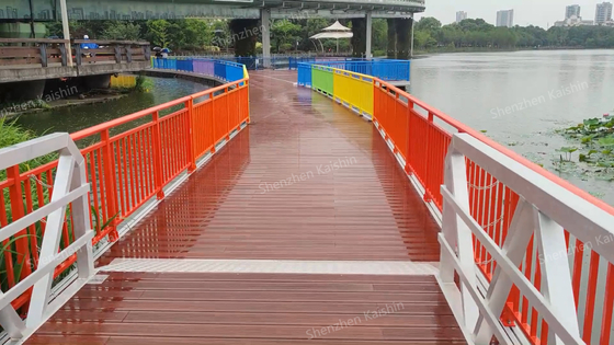 Marina Floating Dock Aluminum Gangways WPC / Plastic / Wood Deck Customized